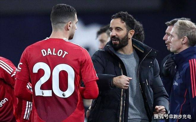 爱游戏体育-集结日莱比锡备战法甲，状态回暖细节曝光，球迷炸锅，医务组通报恢复(莱比锡红牛最新赛程表)