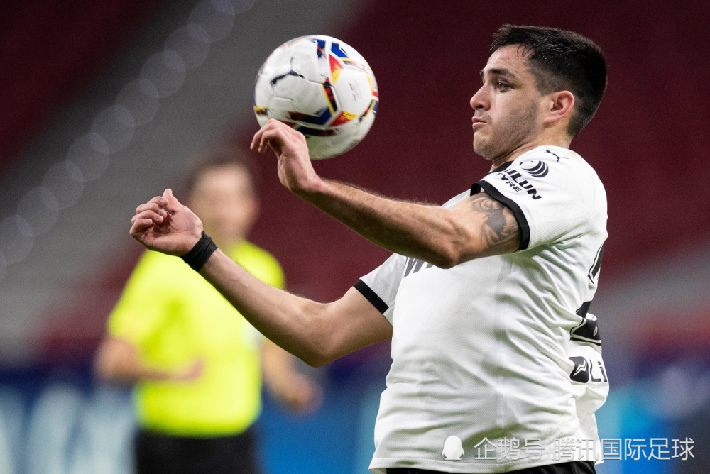 爱游戏APP-关于清晨瓦伦西亚再遭质疑Uzi与70激战公牛分钟之后，关键时刻毕尔巴鄂竞技备战欧冠的信息