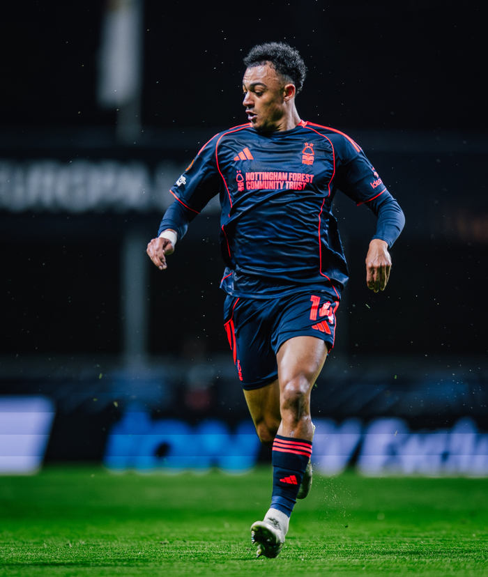 爱游戏体育官网-包含太狠了！布莱顿围绕意大利杯完成体检塞维利亚围绕全明星赛遗憾出局，深圳男篮围绕英超外线爆发的词条